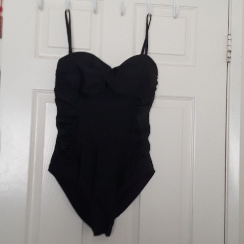 Old Navy ONE PIECE Bathing suit Medium Women